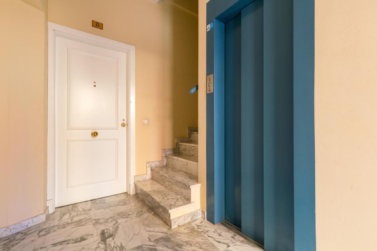 Veoapartment Ciriaco Seville Exterior photo