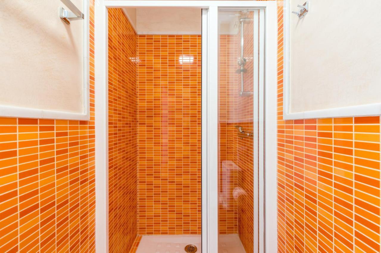 Veoapartment Ciriaco Seville Exterior photo